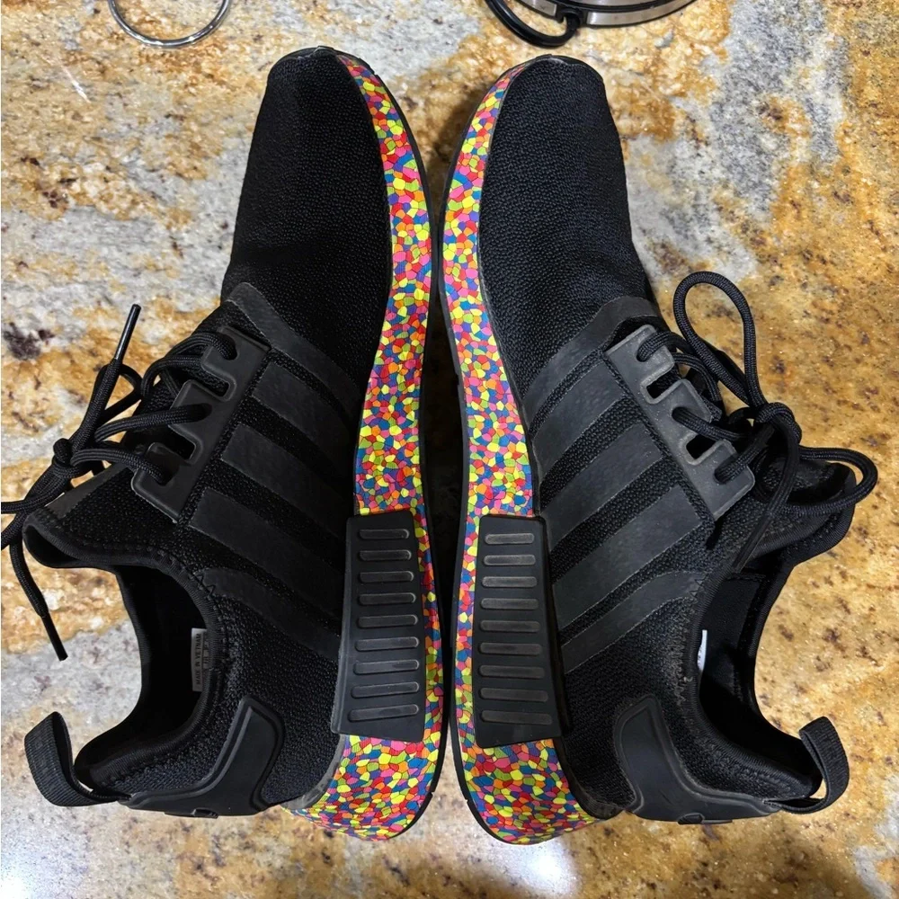 Adías NMD size 10 - Picture 7 of 9